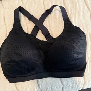 Victoria Secret VSX Sports Bra NWT